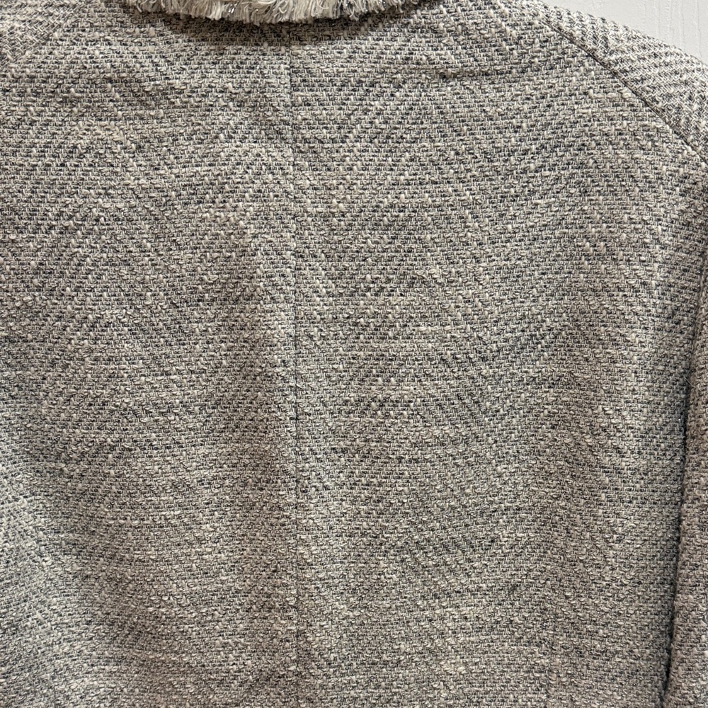 Lafayette 148 New York Textured Gray Blazer size 8 - Picture 10 of 11
